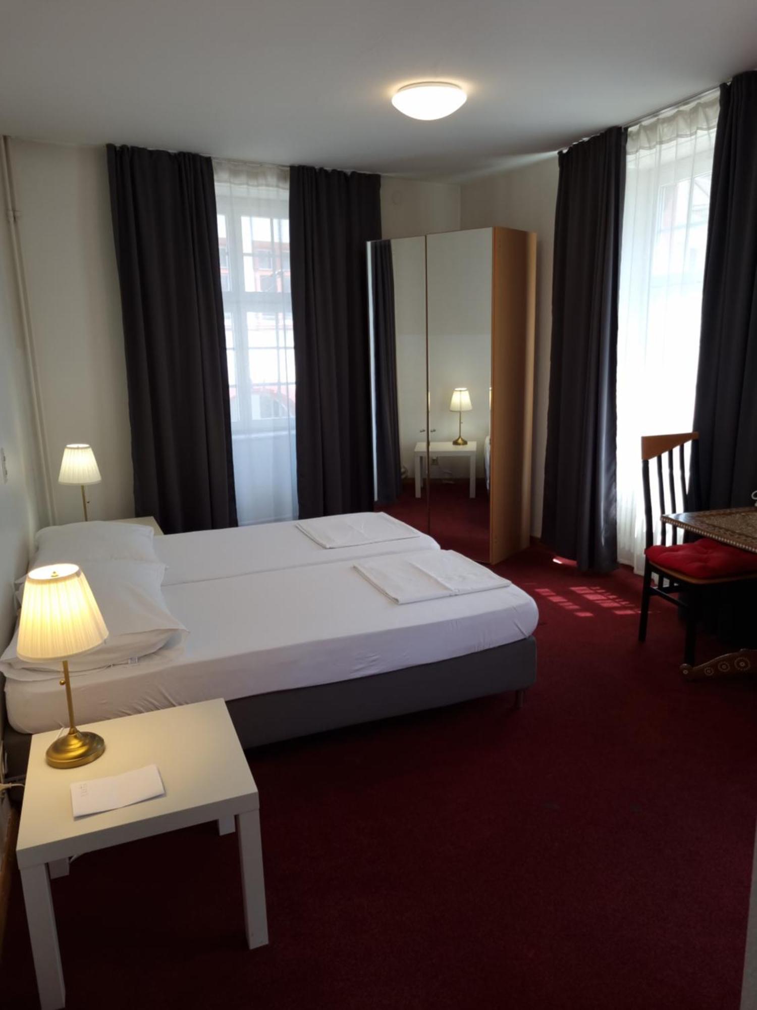 Spalenbrunnen Hotel & Restaurant Basel City Center ภายนอก รูปภาพ