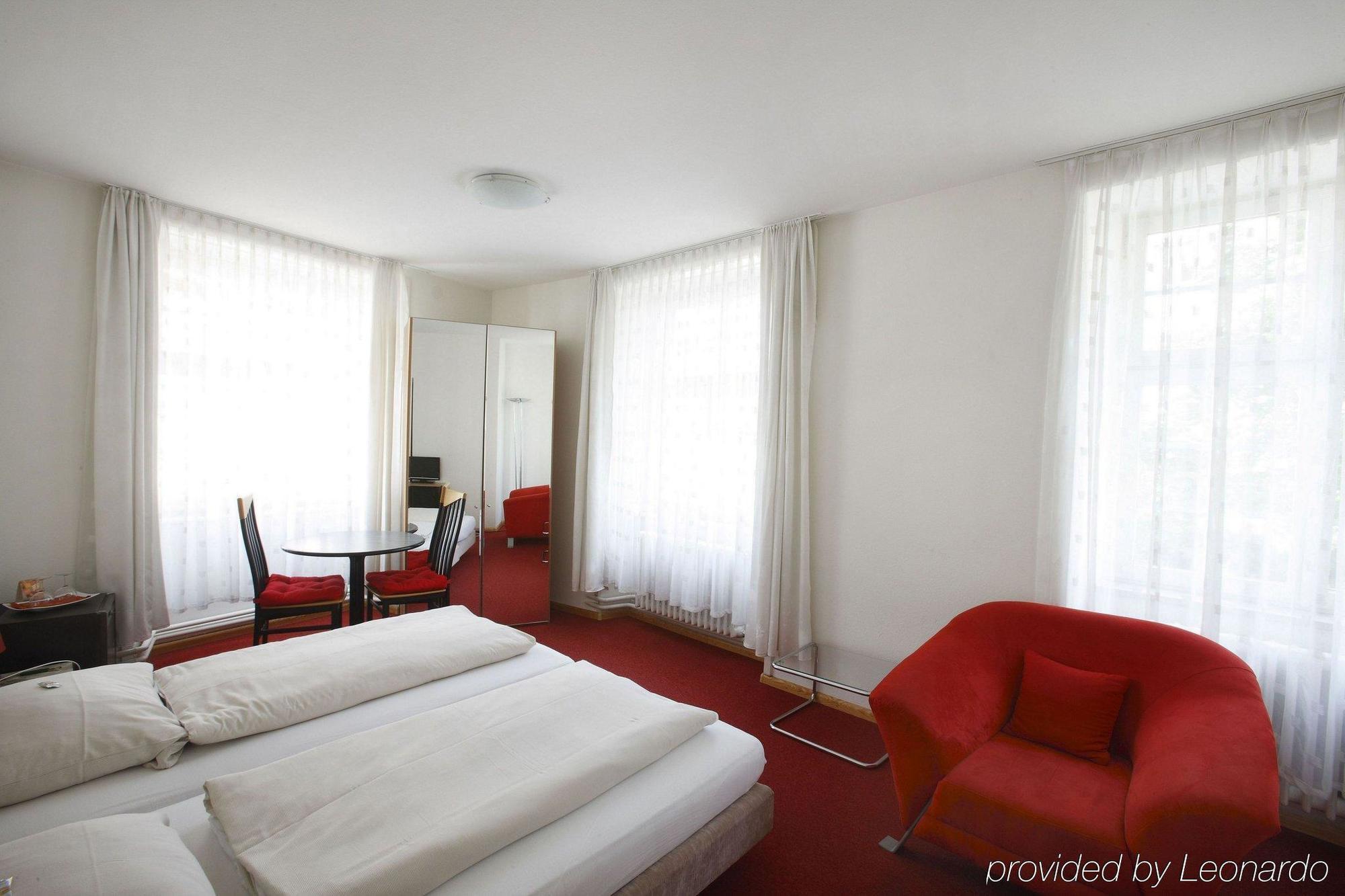 Spalenbrunnen Hotel & Restaurant Basel City Center ภายนอก รูปภาพ