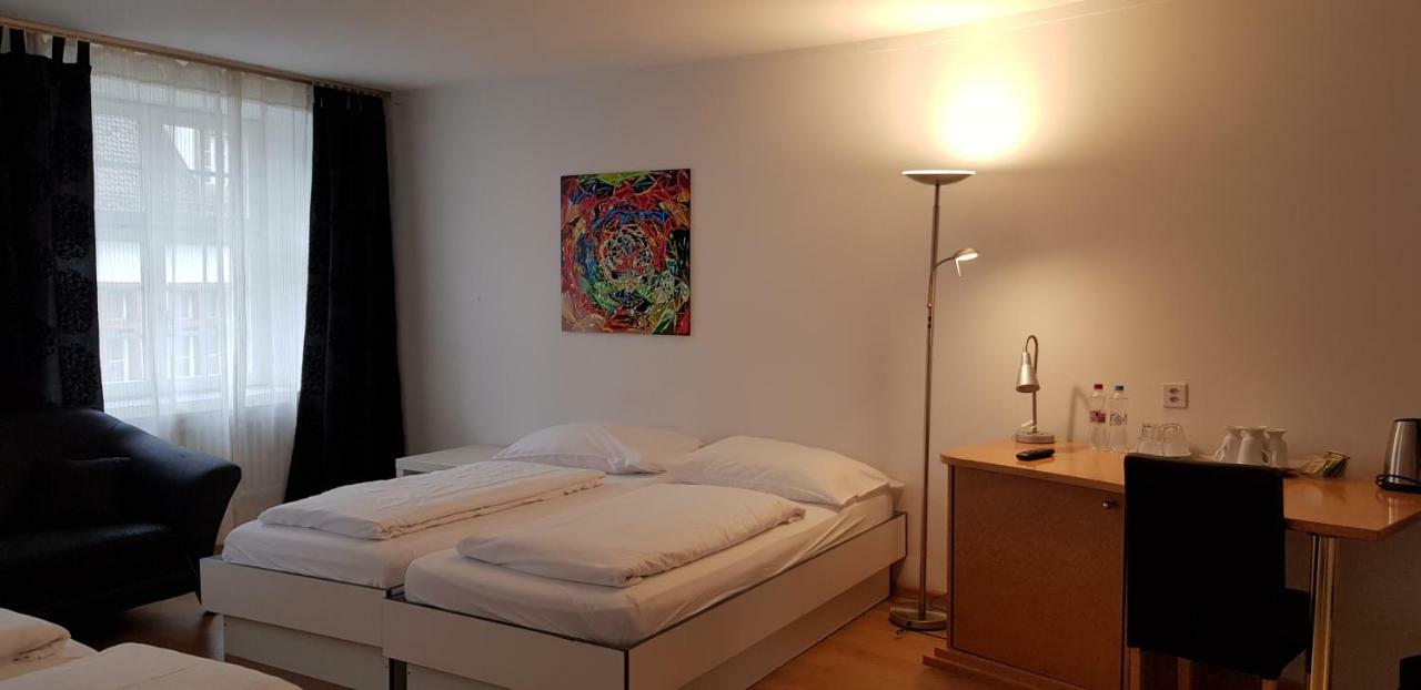 Spalenbrunnen Hotel & Restaurant Basel City Center ภายนอก รูปภาพ